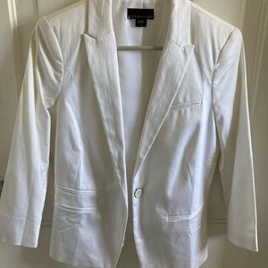 attention Women’s 3/4 Sleeve White Blazer